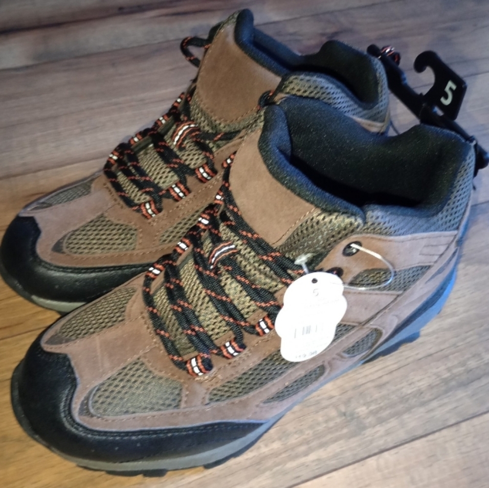 Children's Boots Brown Size 5